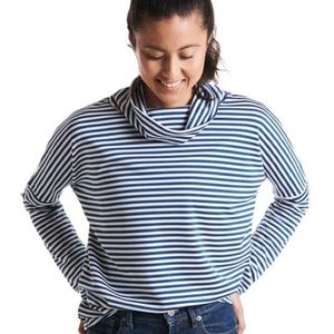 oiselle big stripe mock neck top